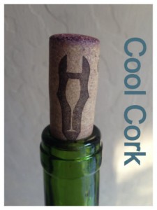Dark Horse Red Wine - Super Cool Cork